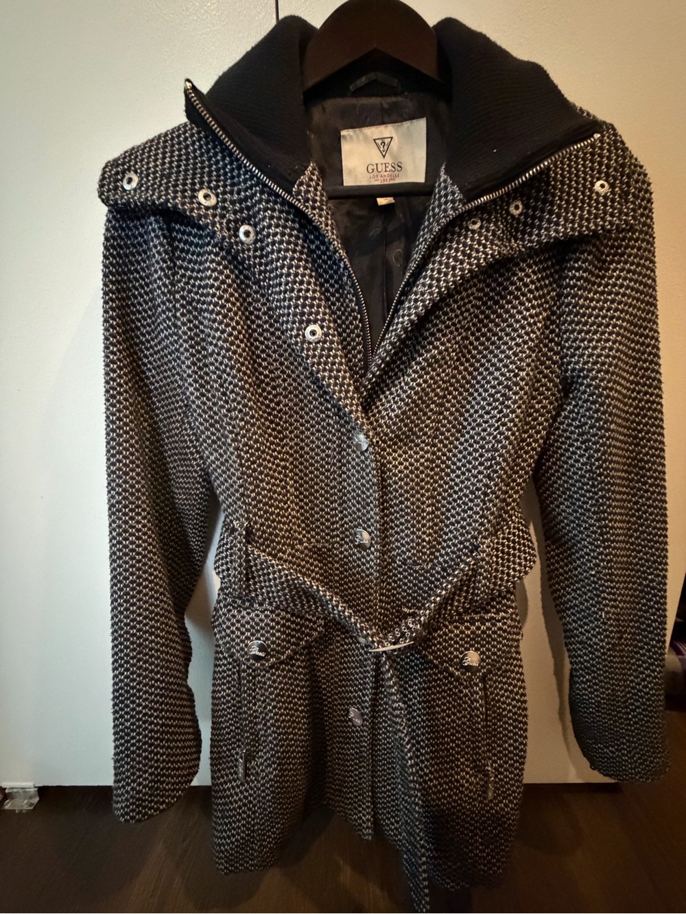GUESS Women's Black & White Textured Peacoat